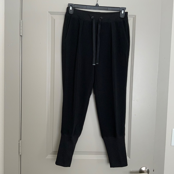 NWOT Womens Cambio Black Pants Pull-on with side pockets size 36 - Picture 2 of 8